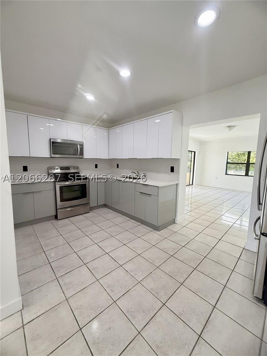 11821 SW 185th Ter 0