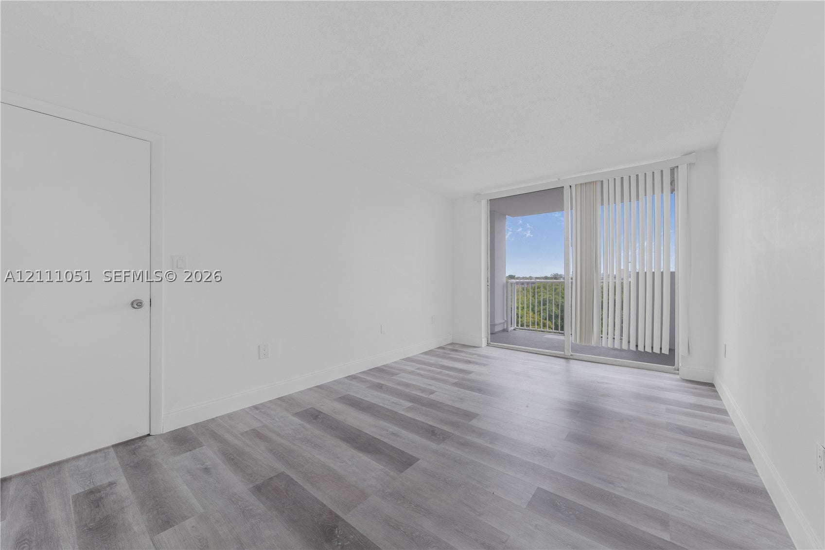 1300 NE Miami Gardens Dr 512E