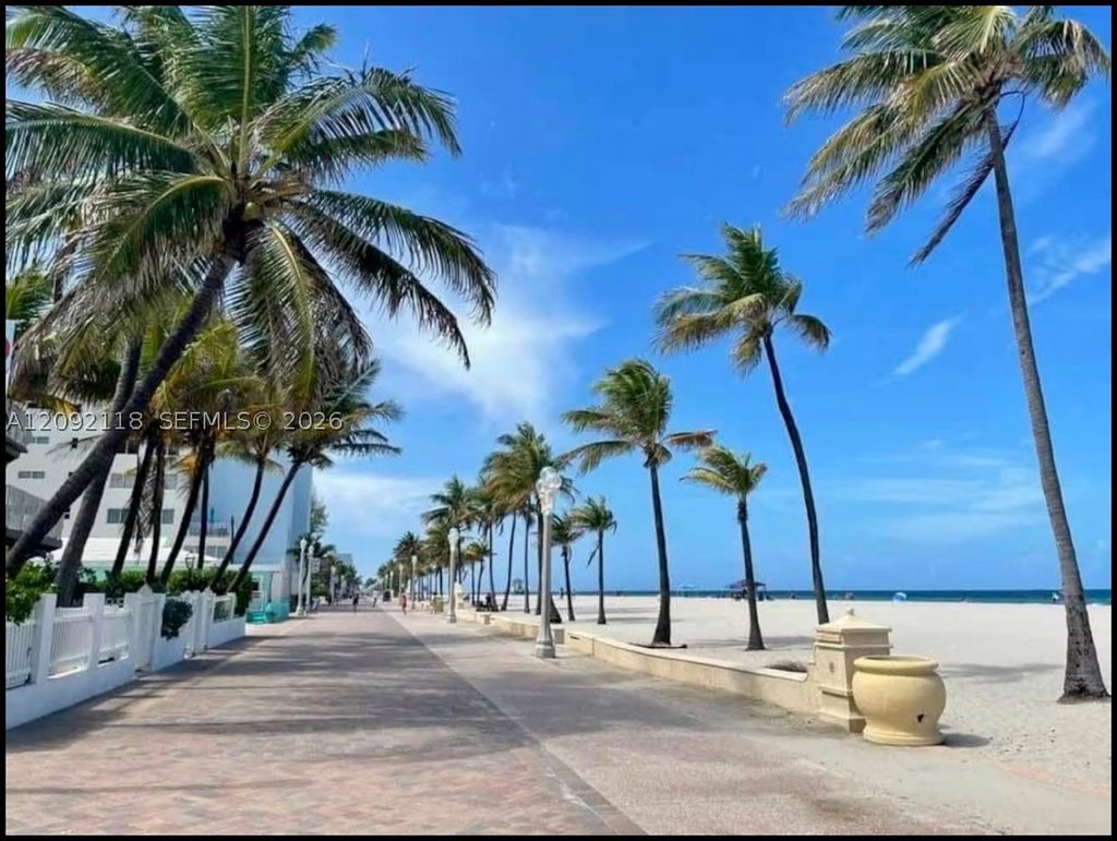 Photo of 2501 S Ocean Dr #627, Hollywood, FL 33019 (MLS # A12092118)