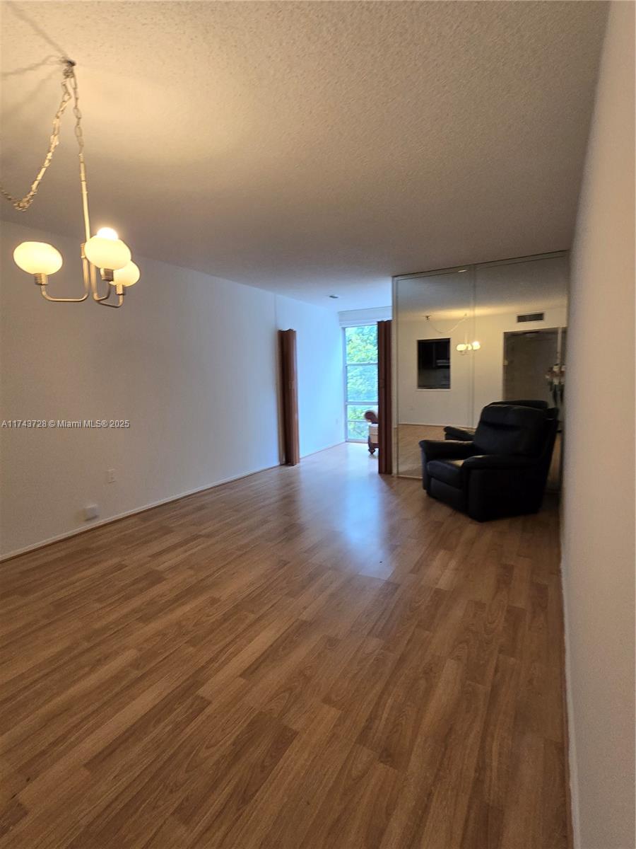 200 177th Dr 307, Sunny Isles Beach, Miami-Dade County, Florida - 1 Bedrooms  
1 Bathrooms - 