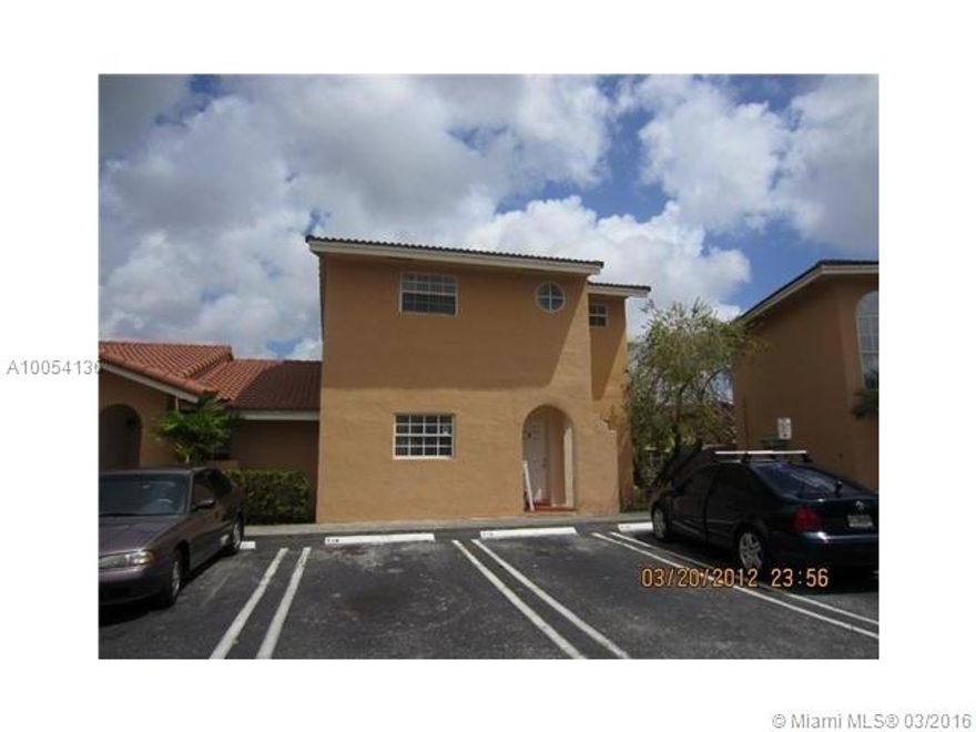 BEAUTIFUL TOWNHOUSE IN DESIRABLE COMMUNITY OF L'AMVIANCE, THIS 3 BEDROOMS, 2.5 BATHS IS AGREAT OPPORTUNITY FOR A WELL QUALIFIED TENANT. EASY TO SHOW. CALL LISTING AGENT.