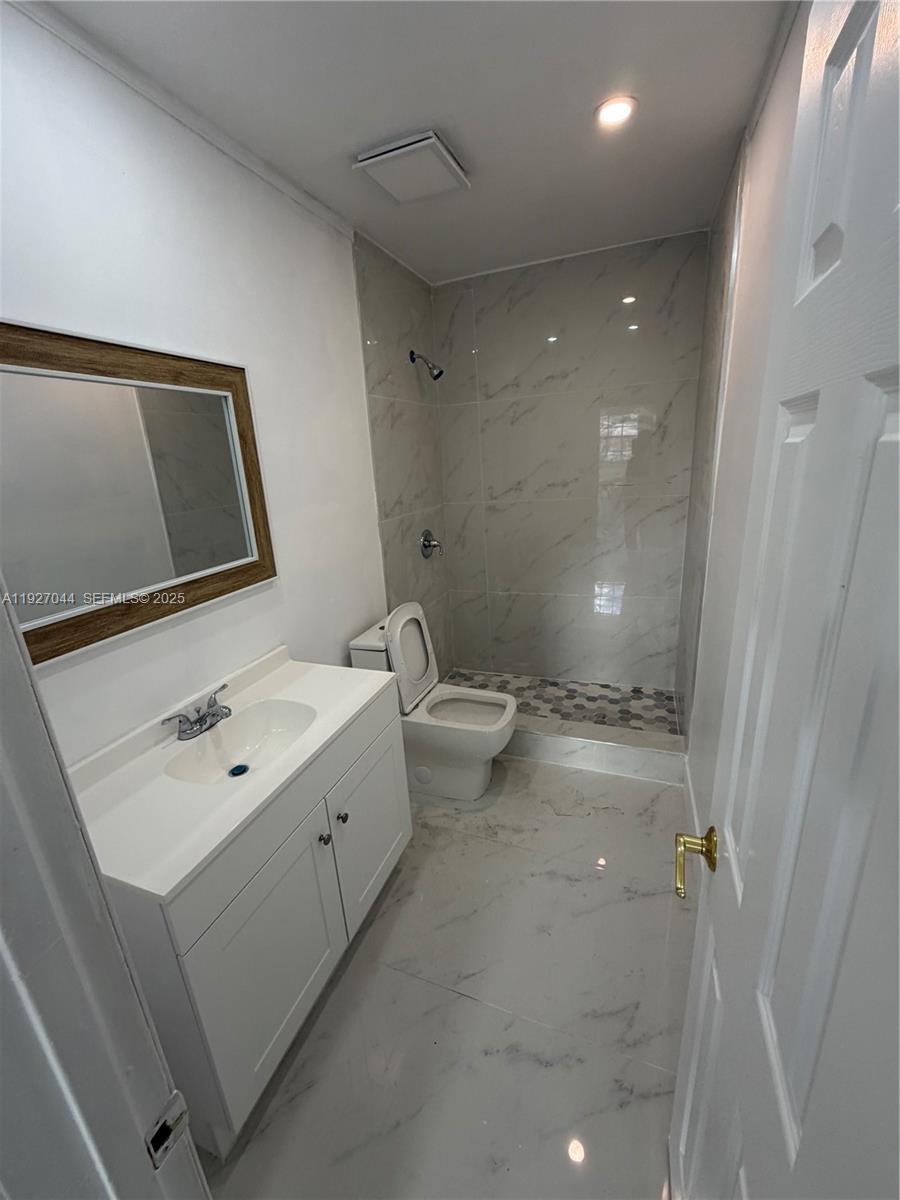 SO MIAMI HEIGHTS ADDN D - Residential