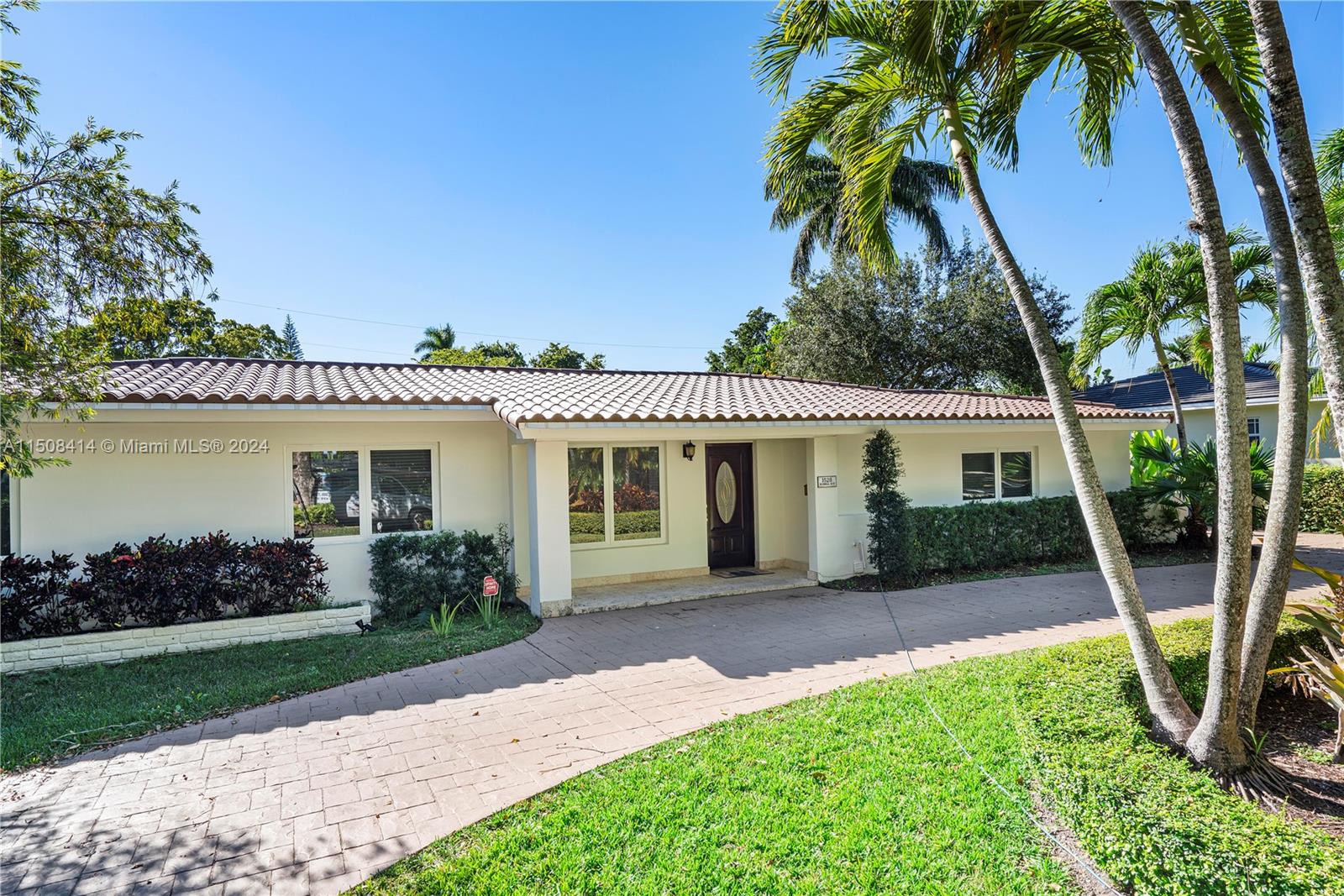 Property for Sale at 1528 Robbia Ave, Coral Gables, Broward County, Florida - Bedrooms: 4 
Bathrooms: 3  - $1,950,000