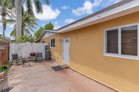 Tiny photo for 15440 SW 294th Ter, Homestead, FL 33033 (MLS # A12027181)