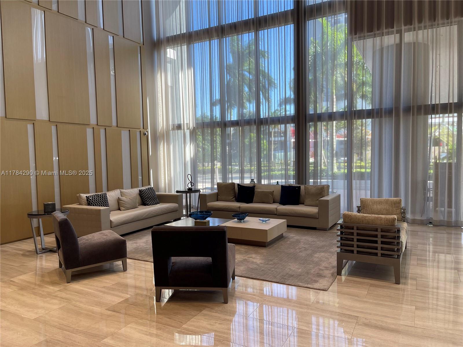 5300 Paseo Blvd 1205