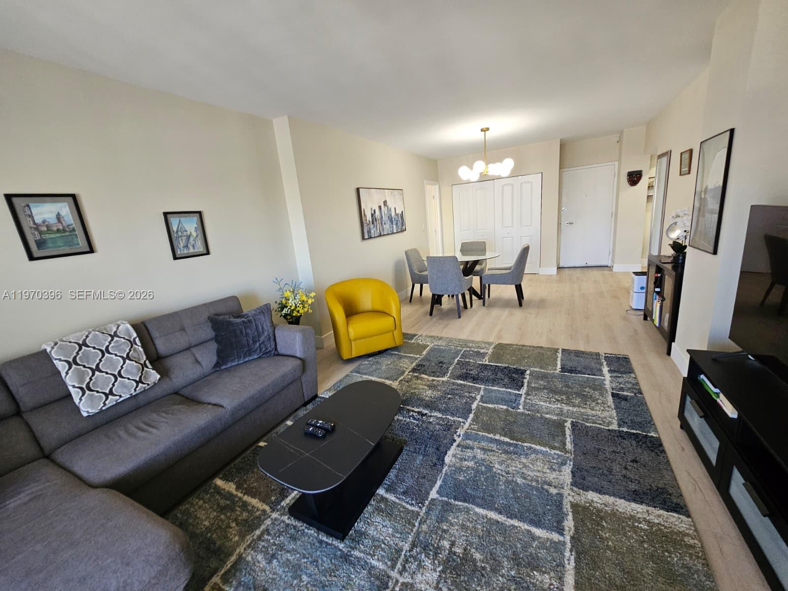 ARLEN HOUSE CONDO - Residential