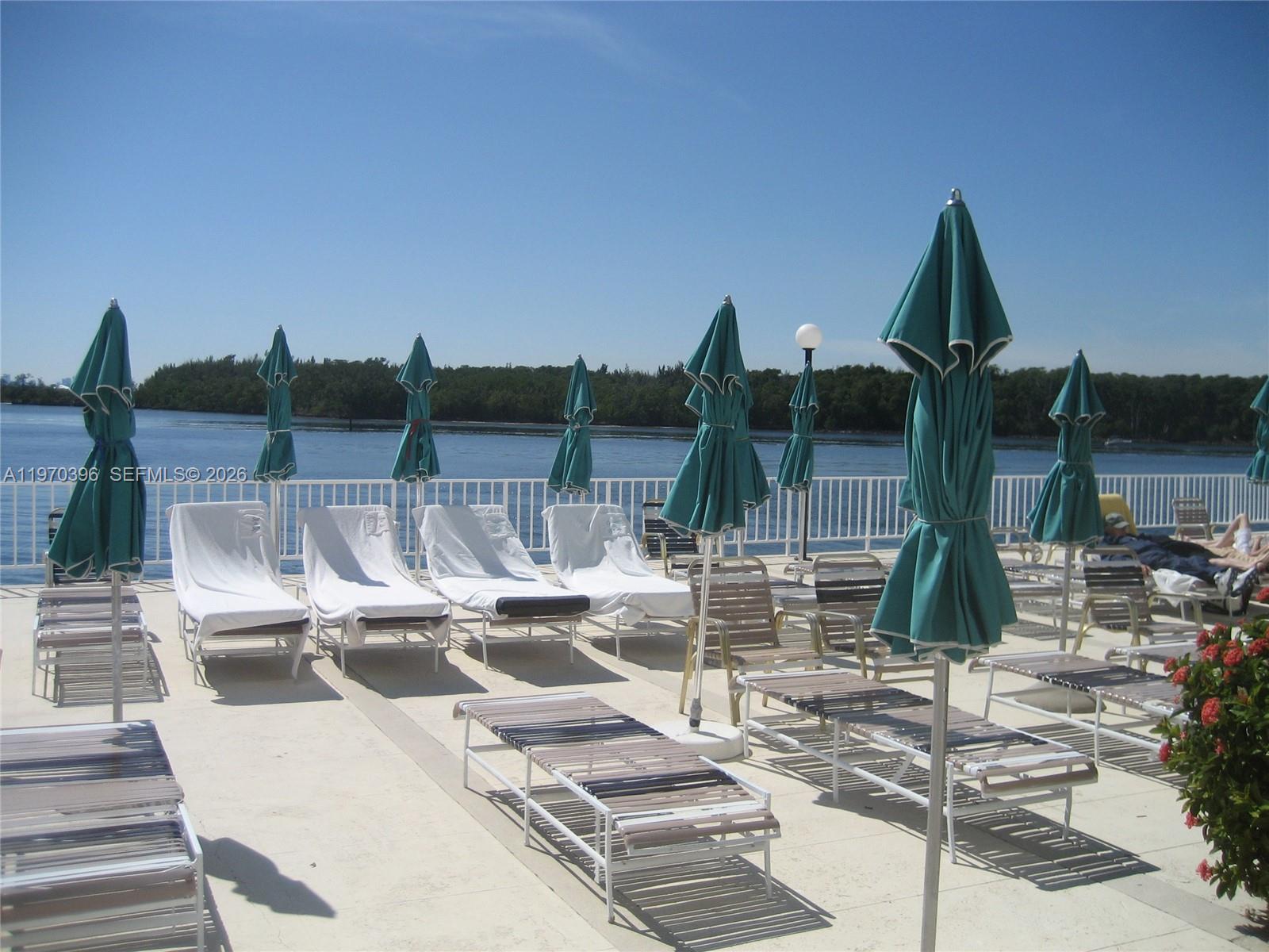 ARLEN HOUSE CONDO - Residential