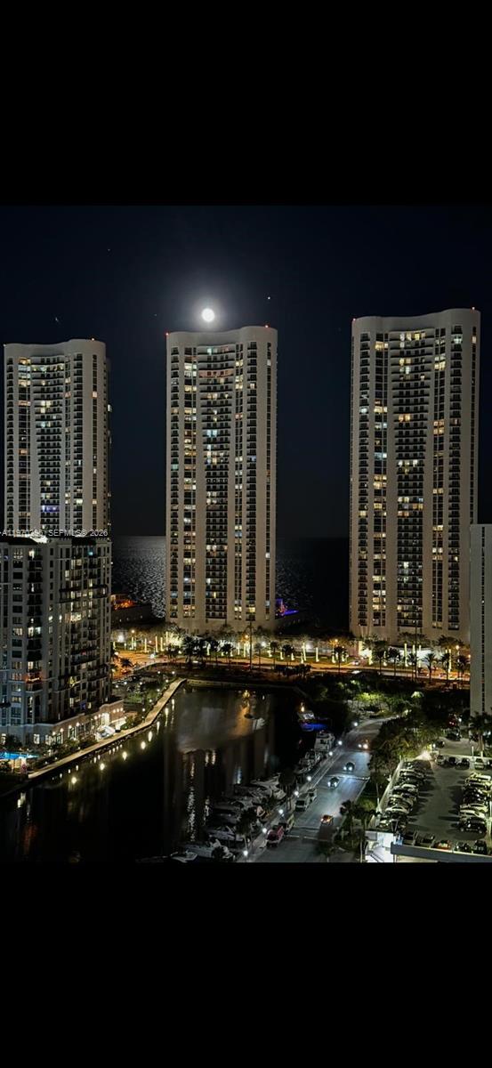 ARLEN HOUSE CONDO - Residential