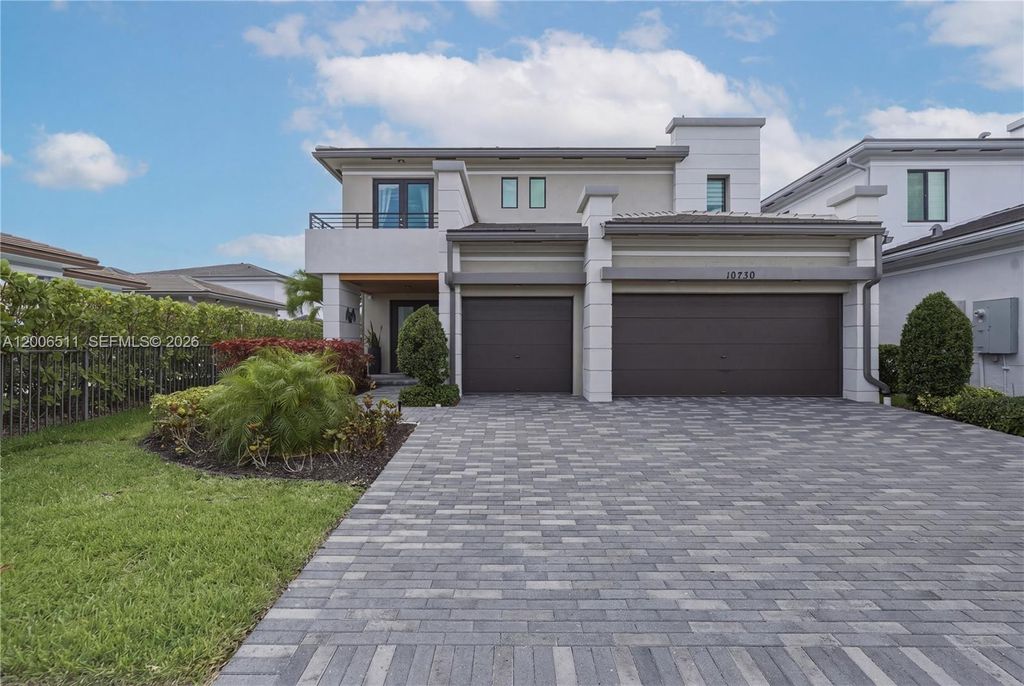 Photo of 10730 Oceano Way, Parkland, FL 33076 (MLS # A12006511)