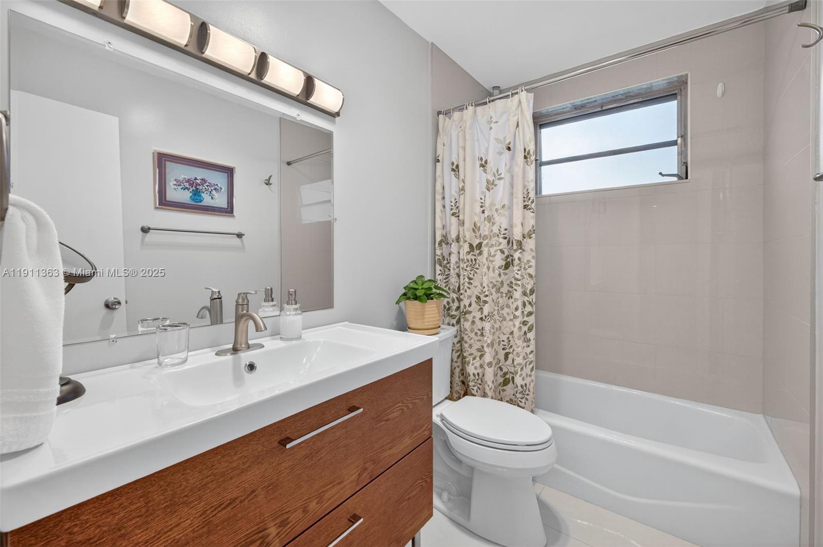 MAR-LEN GARDENS NO 7 CORP - Residential