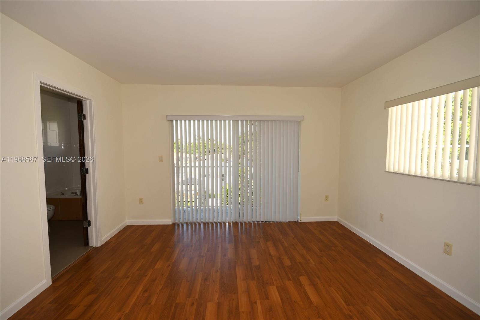 MANDO CONDO - Residential Lease