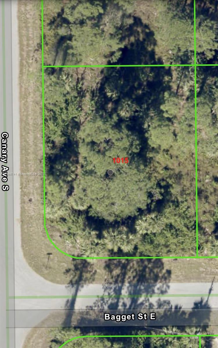 Don't miss out on this great opportunity to build your dream home! This vacant lot is zoned residential with a little bit over a 1/4 acre. Total sq. ft. is 12,364. Price is negotiable, bring your best offers.