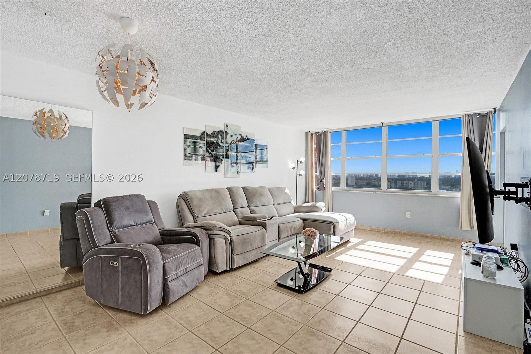 1351 NE Miami Gardens Dr 1504E