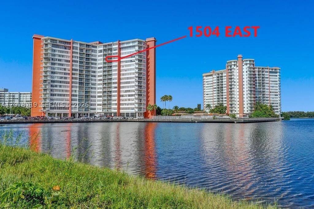 1351 NE Miami Gardens Dr