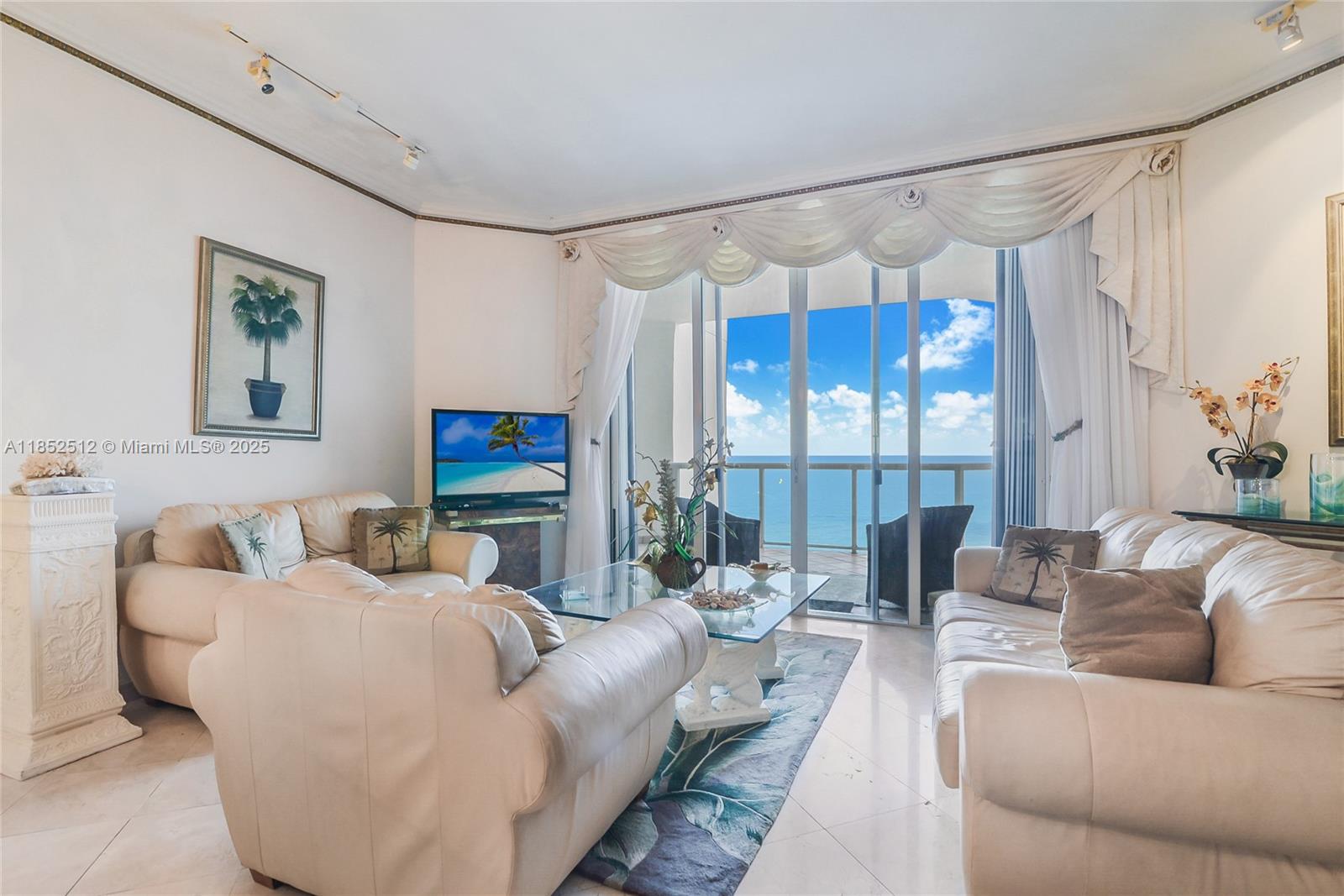 MIRAGE CONDO - Residential Lease