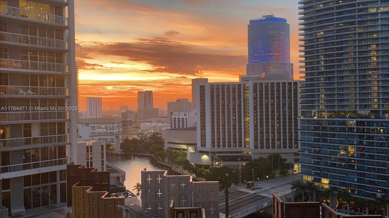 Rental Property at 475 Brickell Ave 1813, Miami, Broward County, Florida - Bedrooms: 2 
Bathrooms: 2  - $4,400 MO.