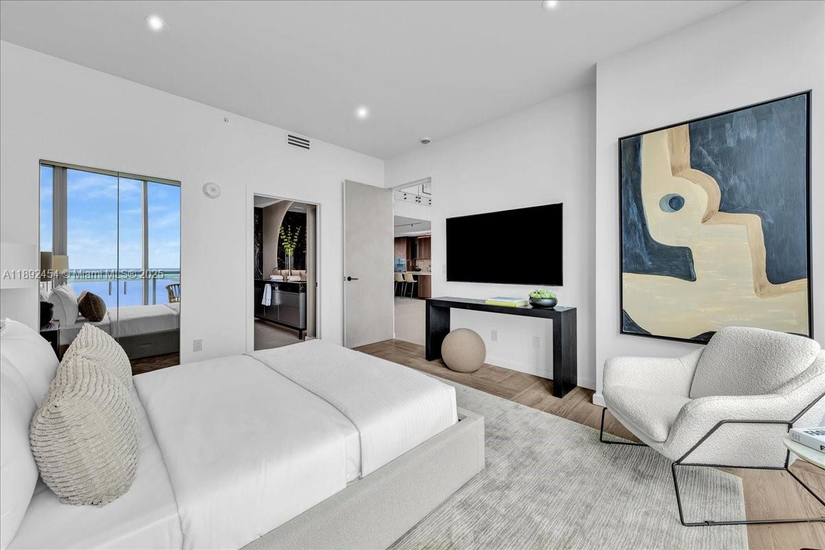 MARINABLUE CONDO - Residential