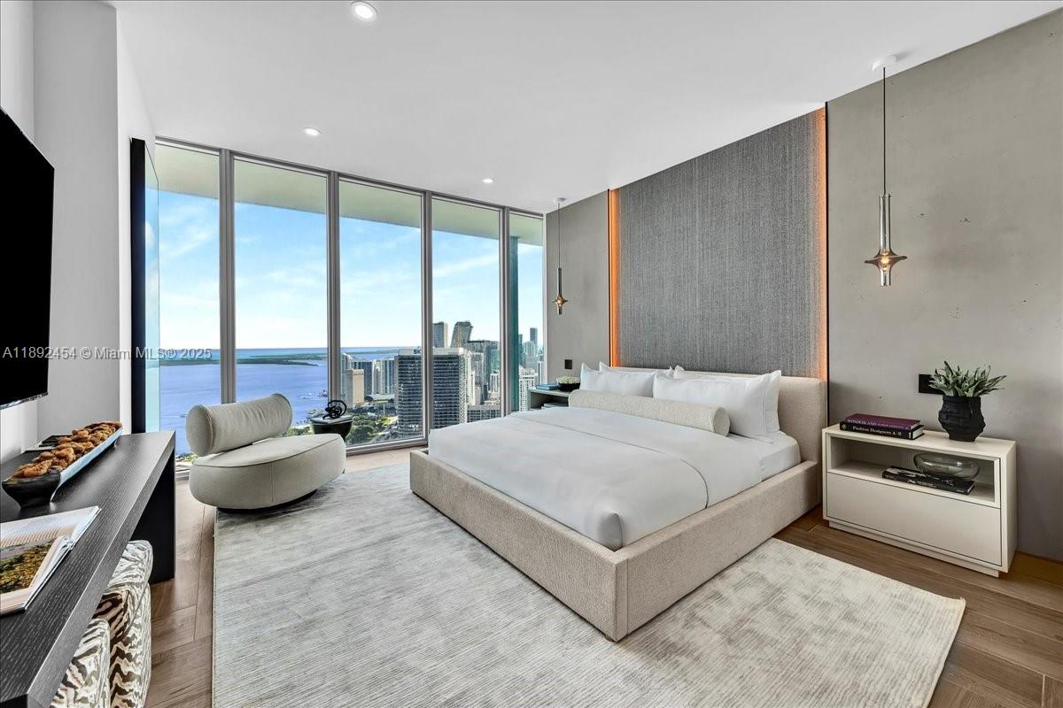MARINABLUE CONDO - Residential