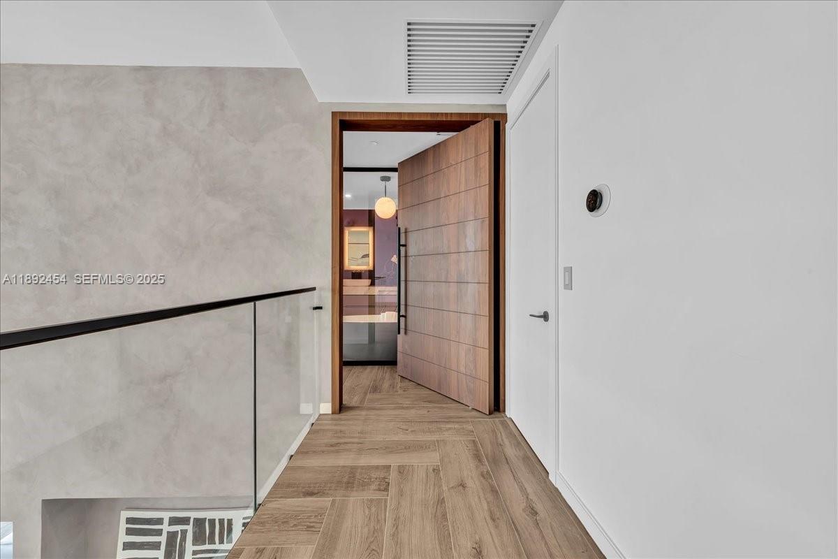 MARINABLUE CONDO - Residential