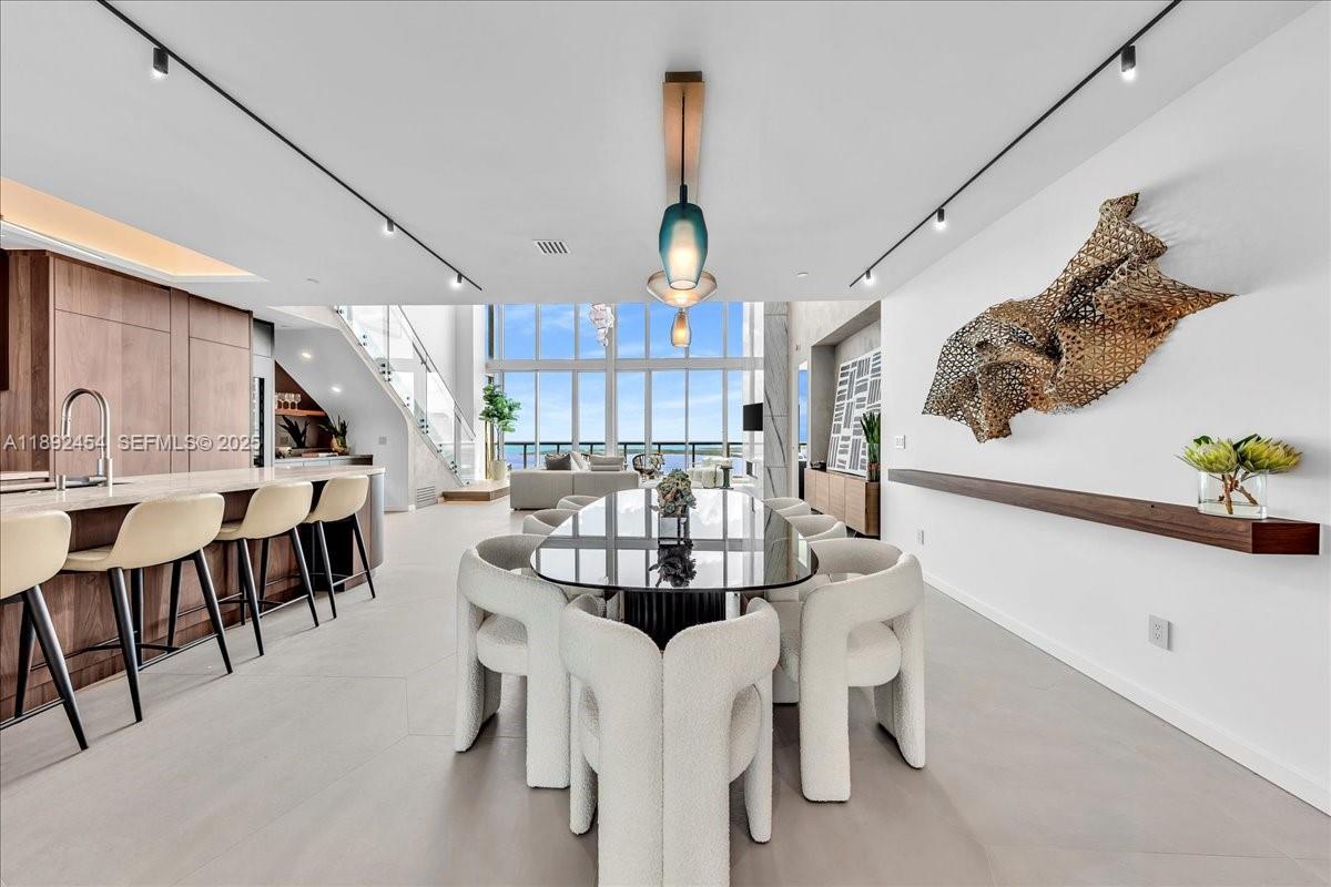 MARINABLUE CONDO - Residential