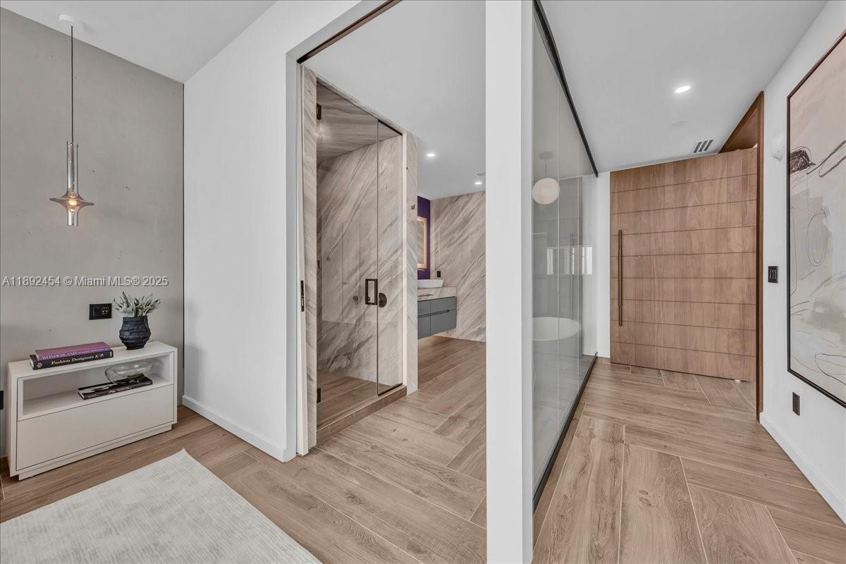 MARINABLUE CONDO - Residential