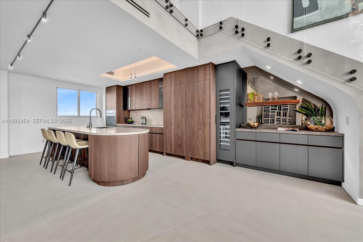 MARINABLUE CONDO - Residential