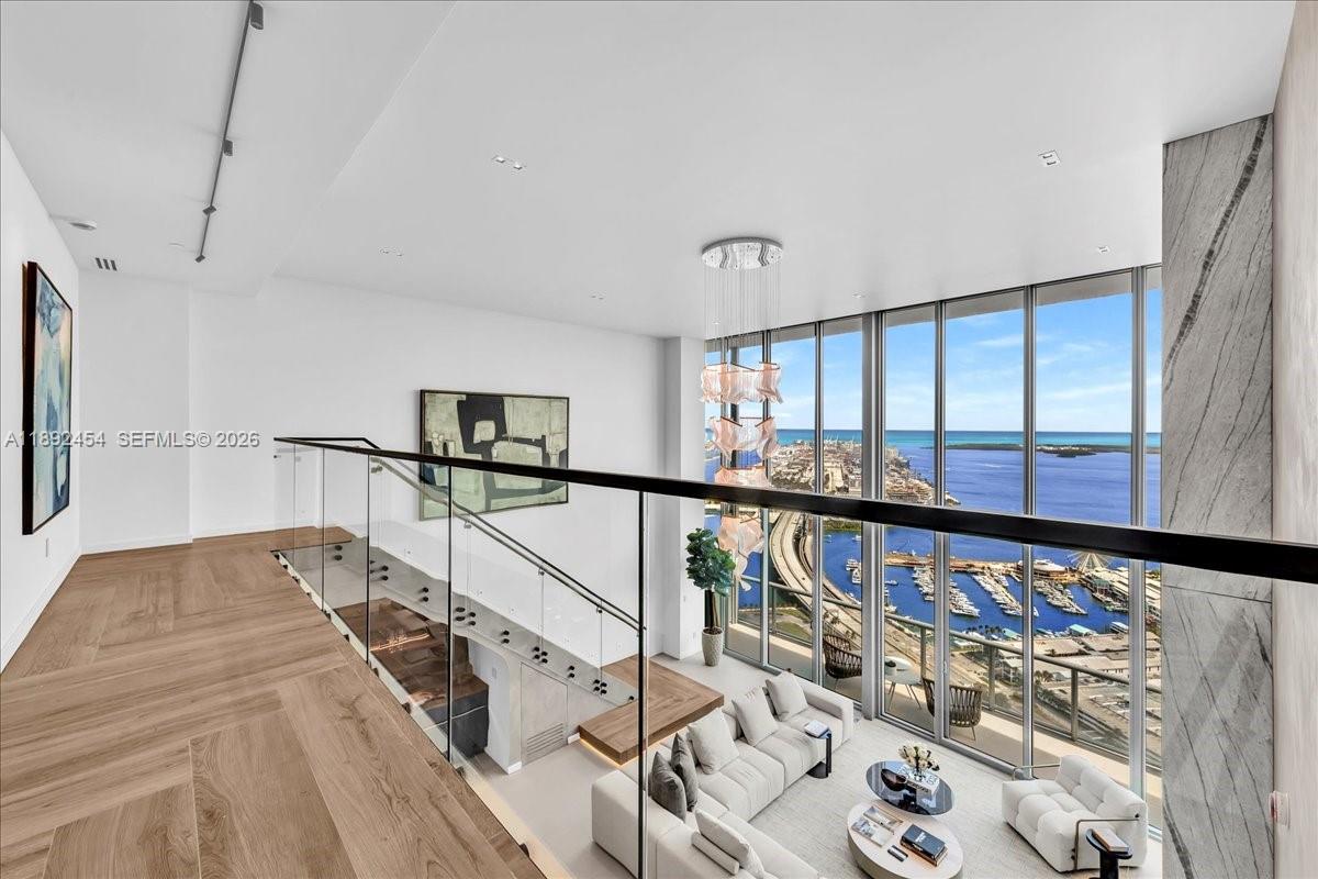 MARINABLUE CONDO - Residential