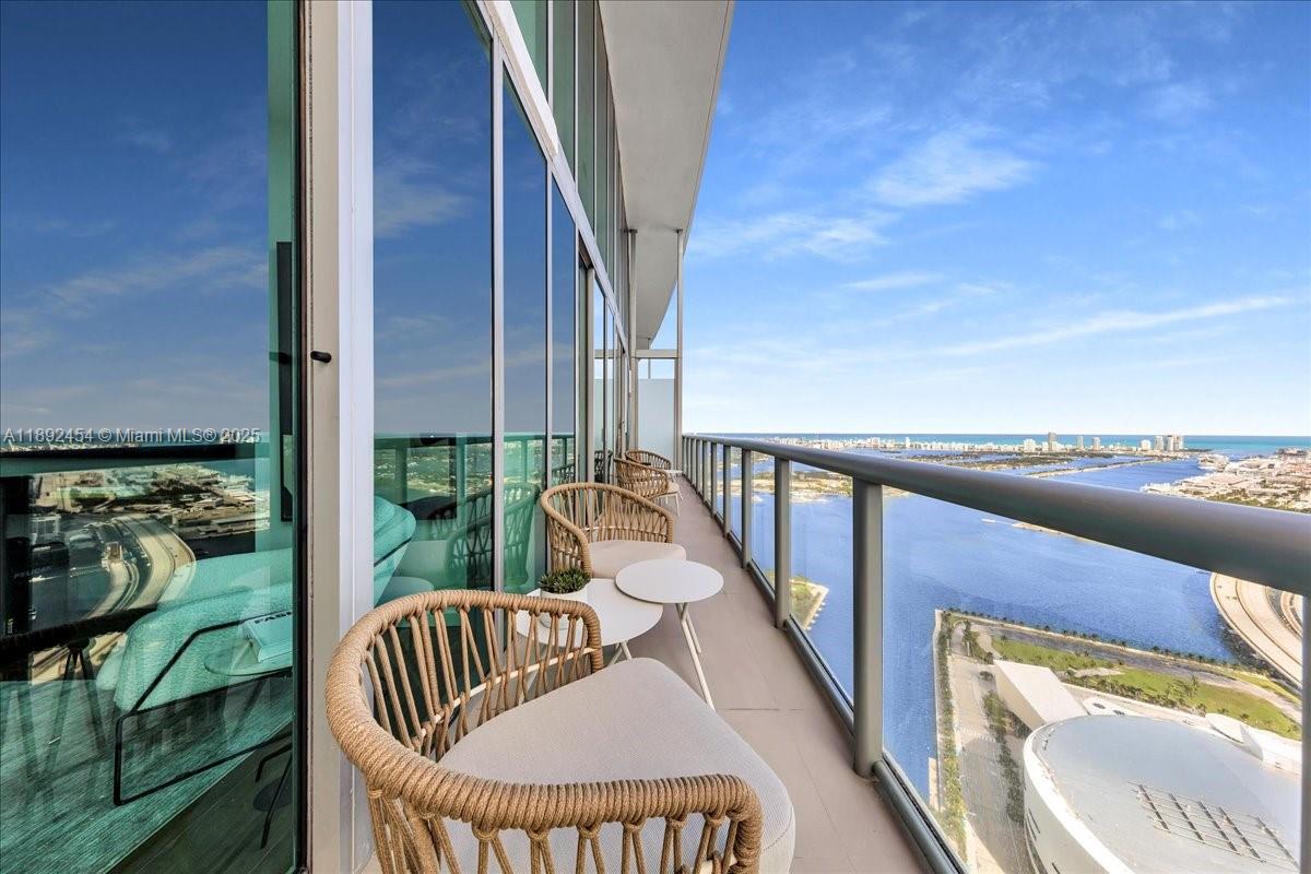 MARINABLUE CONDO - Residential