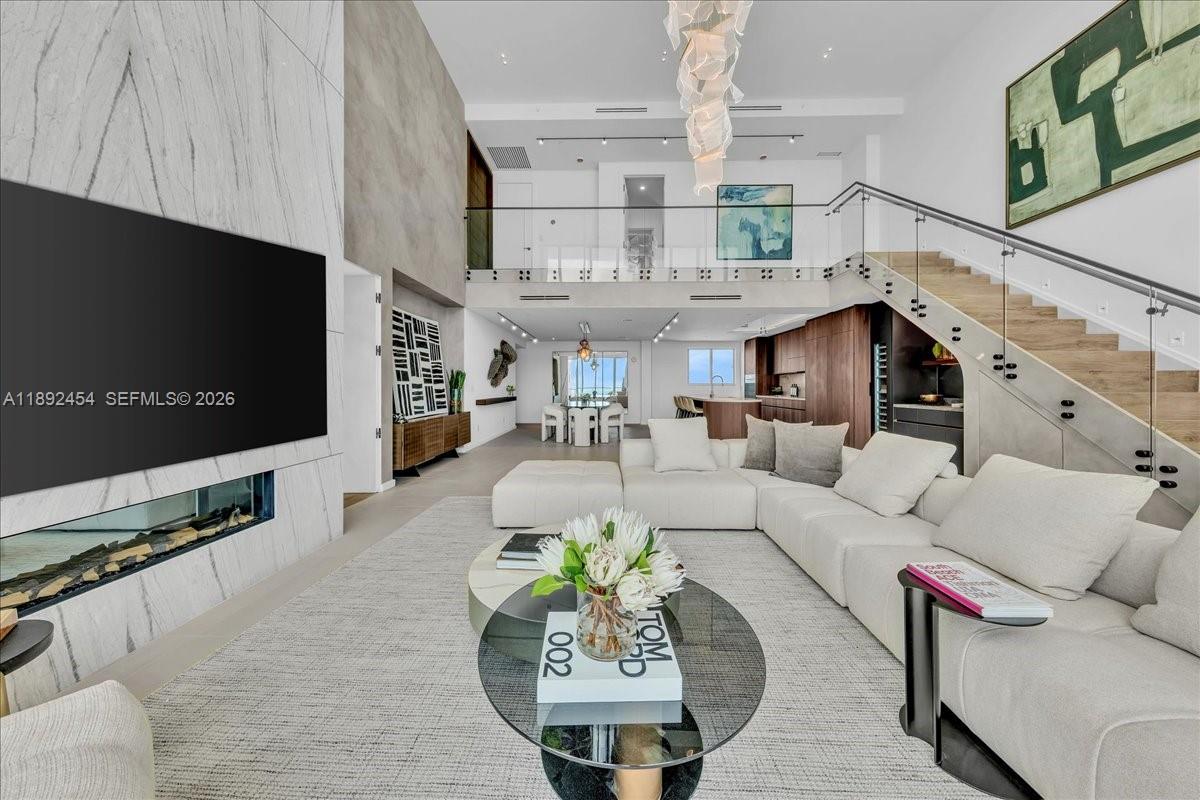 MARINABLUE CONDO - Residential