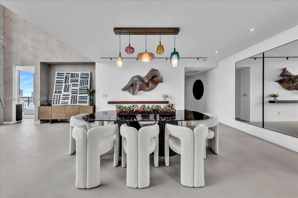 MARINABLUE CONDO - Residential