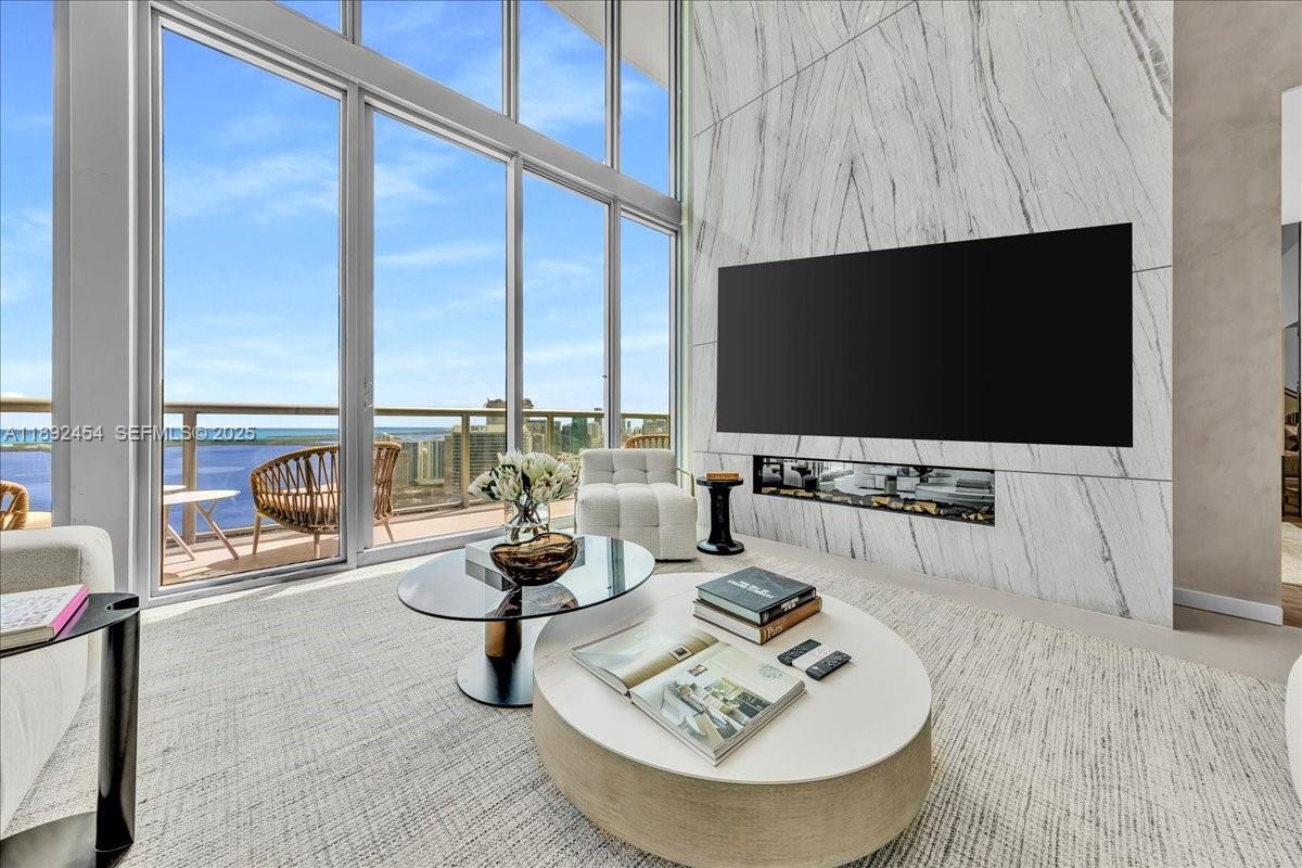 MARINABLUE CONDO - Residential