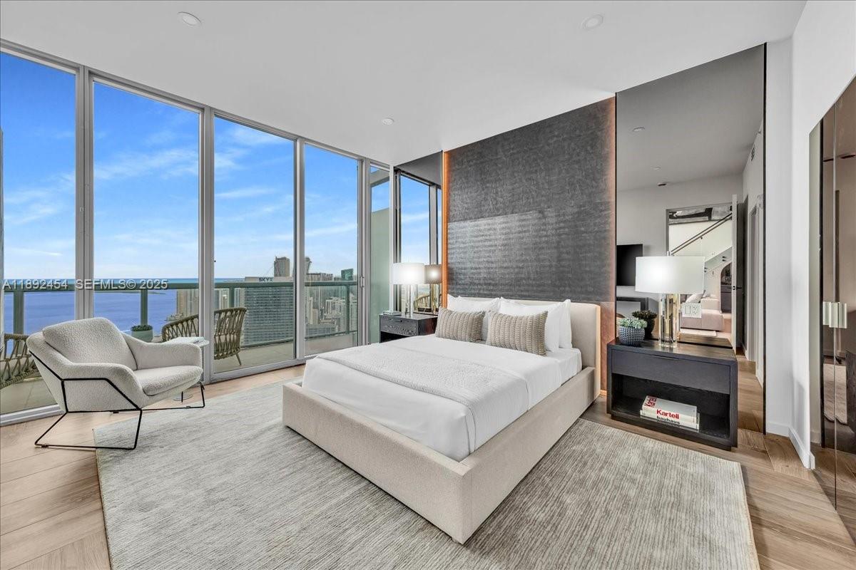 MARINABLUE CONDO - Residential