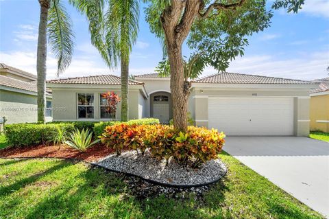 Photo of 4265 Palmetto Trl, Weston, FL 33331 (MLS # A11858076)