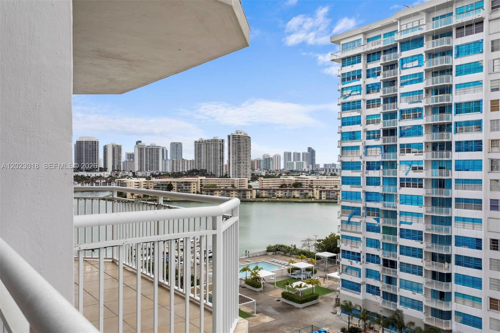DEL PRADO MARINA - Residential