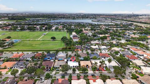 Tiny photo for 8892 NW 167th St, Miami Lakes, FL 33018 (MLS # A12021362)