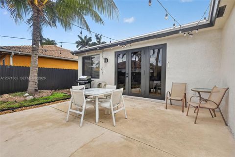 Tiny photo for 8892 NW 167th St, Miami Lakes, FL 33018 (MLS # A12021362)