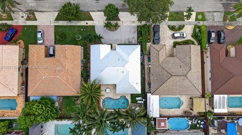 Tiny photo for 8892 NW 167th St, Miami Lakes, FL 33018 (MLS # A12021362)