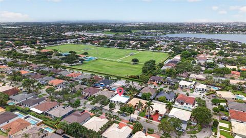 Tiny photo for 8892 NW 167th St, Miami Lakes, FL 33018 (MLS # A12021362)