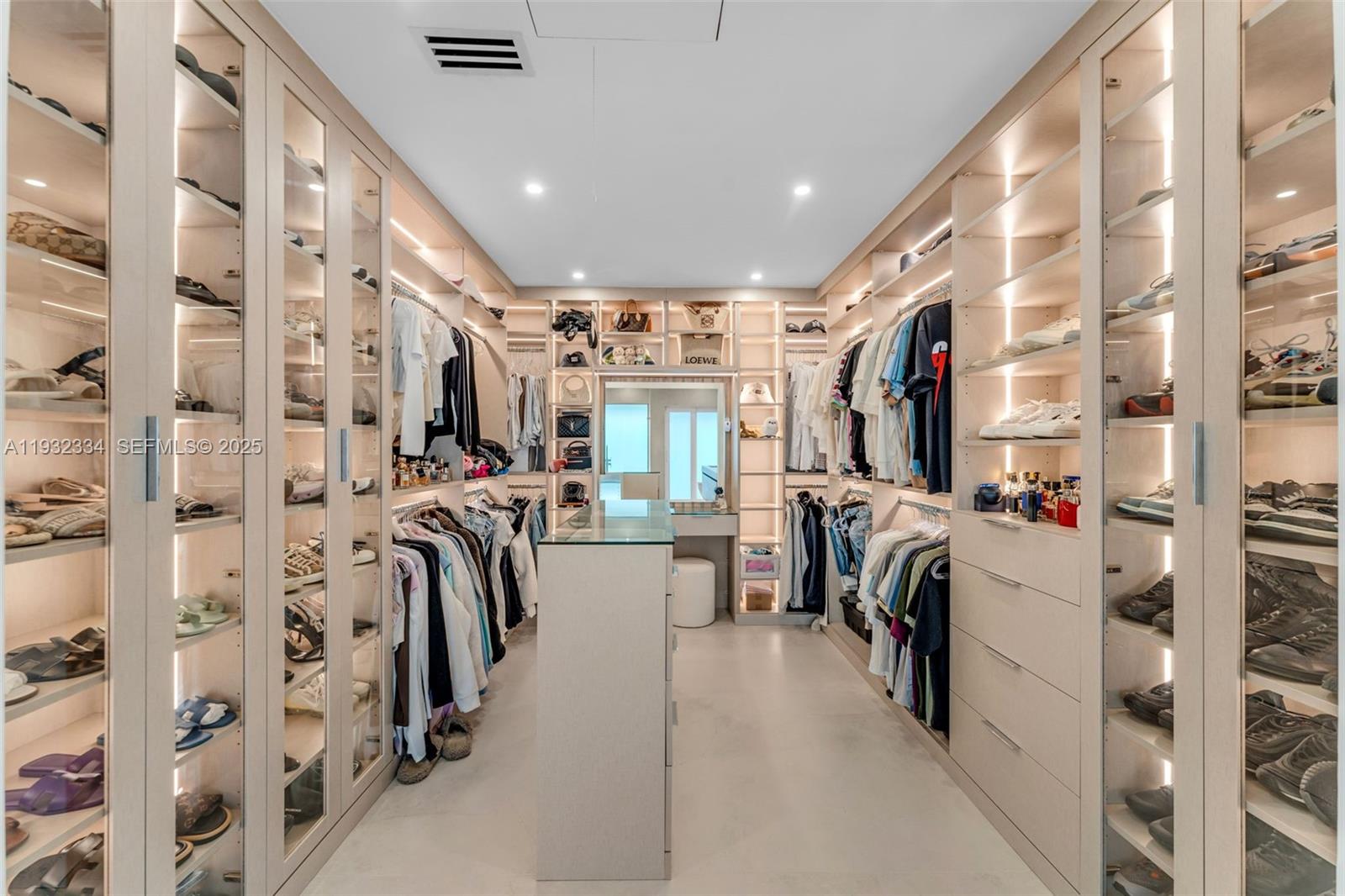 THE REDLANDS SEC 1 - Residential