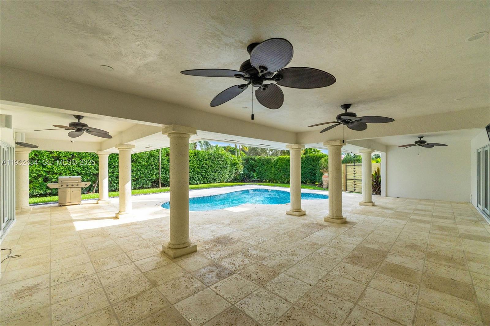 THE REDLANDS SEC 1 - Residential