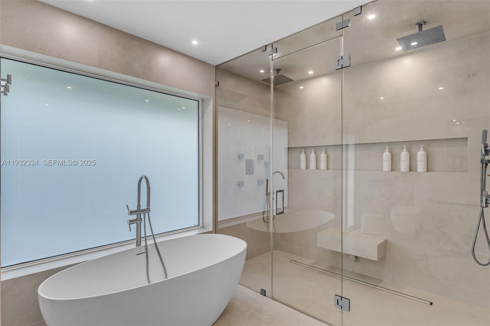 THE REDLANDS SEC 1 - Residential