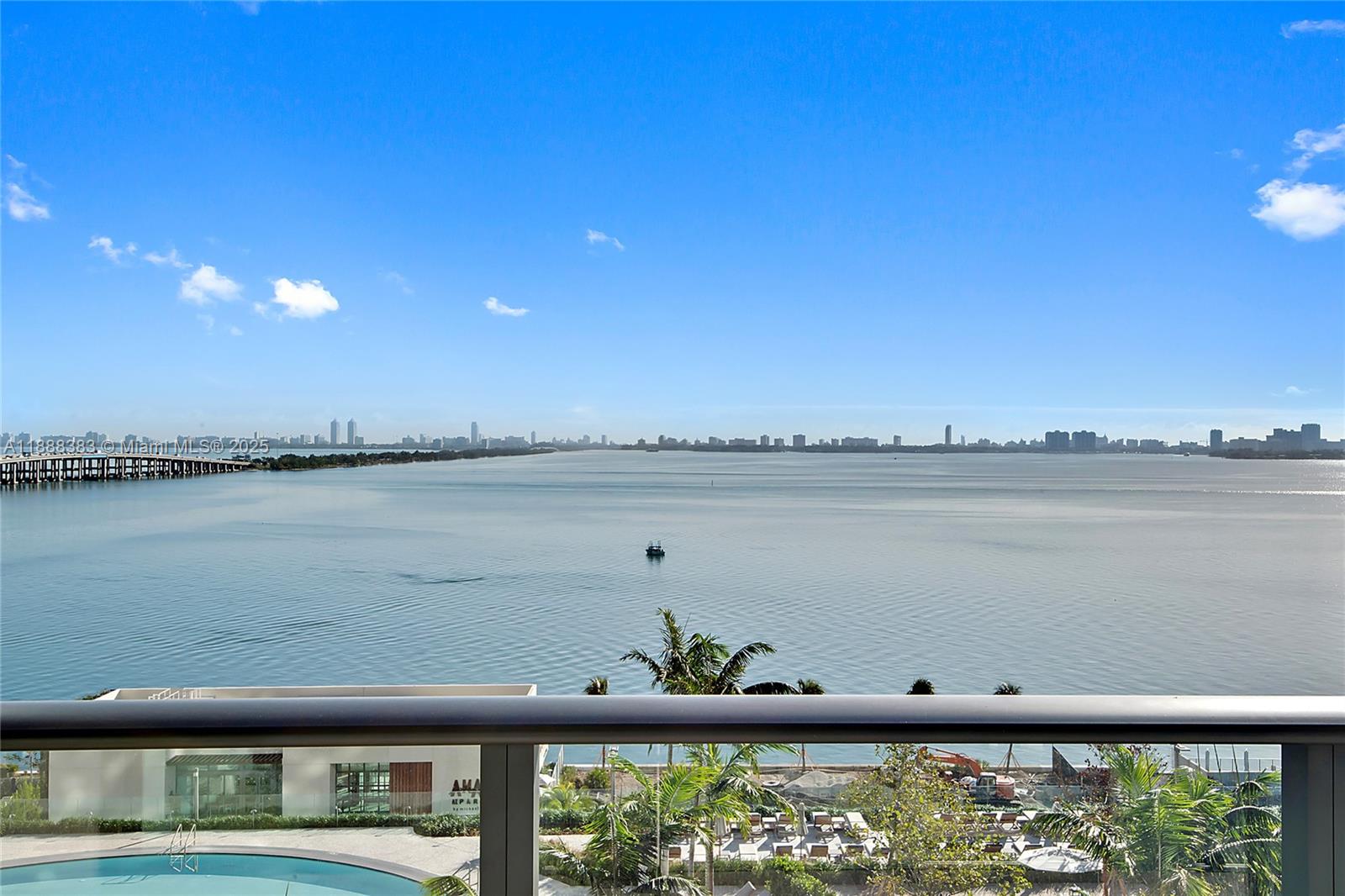 GRAN PARAISO CONDO - Residential