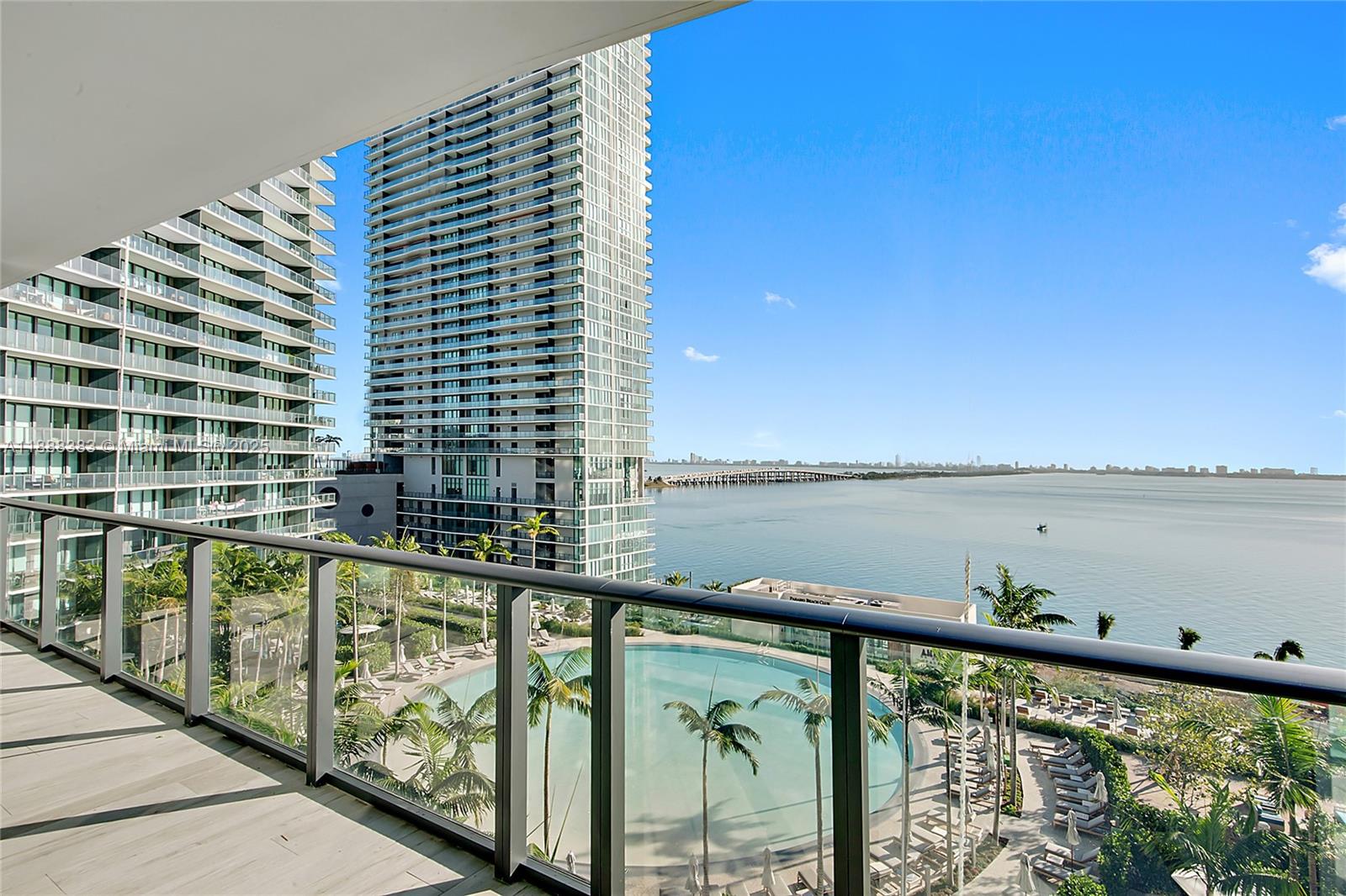 GRAN PARAISO CONDO - Residential