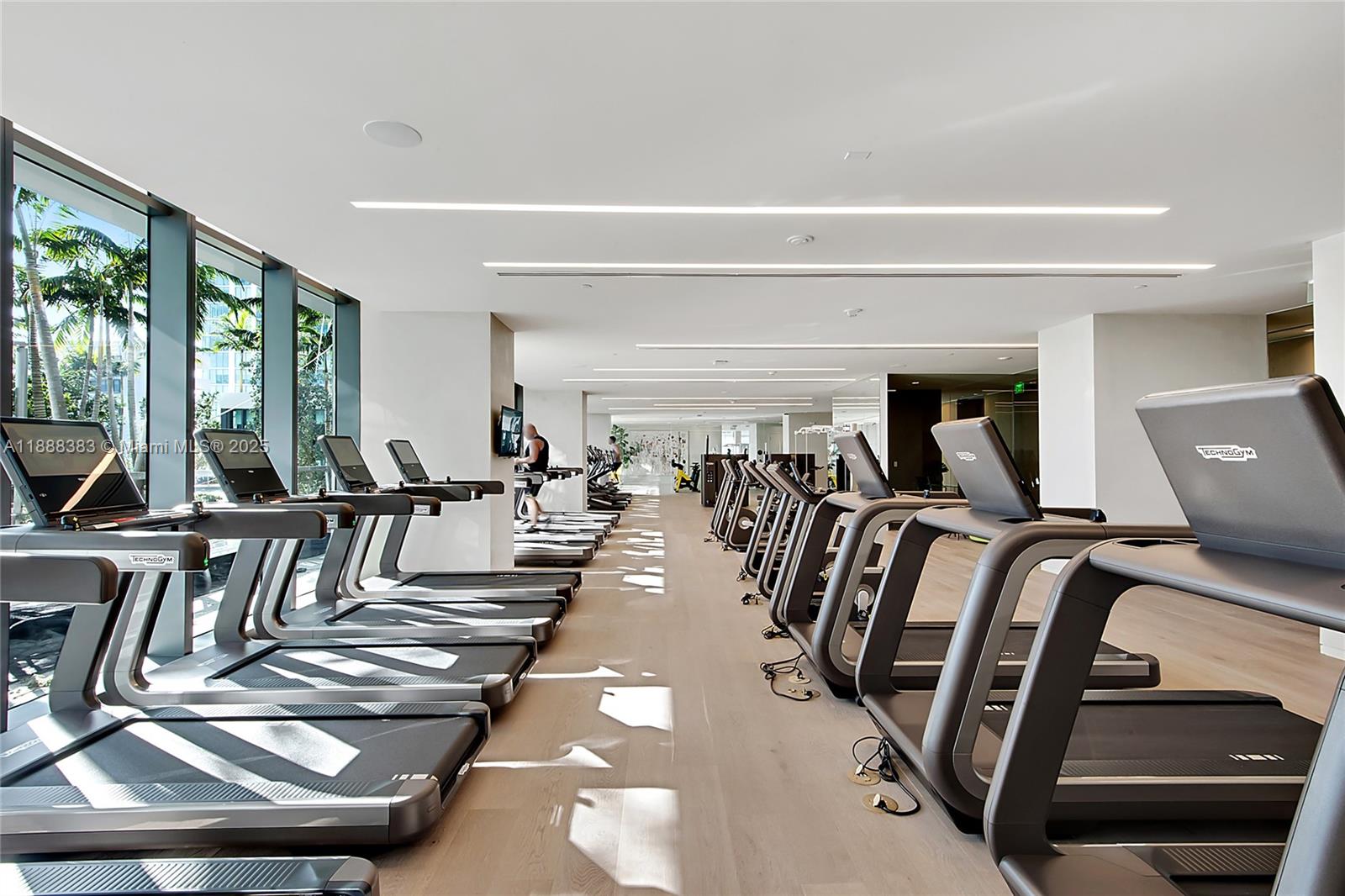 GRAN PARAISO CONDO - Residential