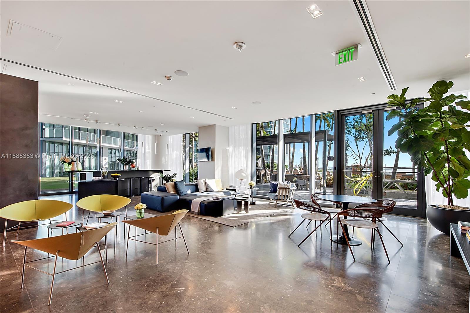 GRAN PARAISO CONDO - Residential