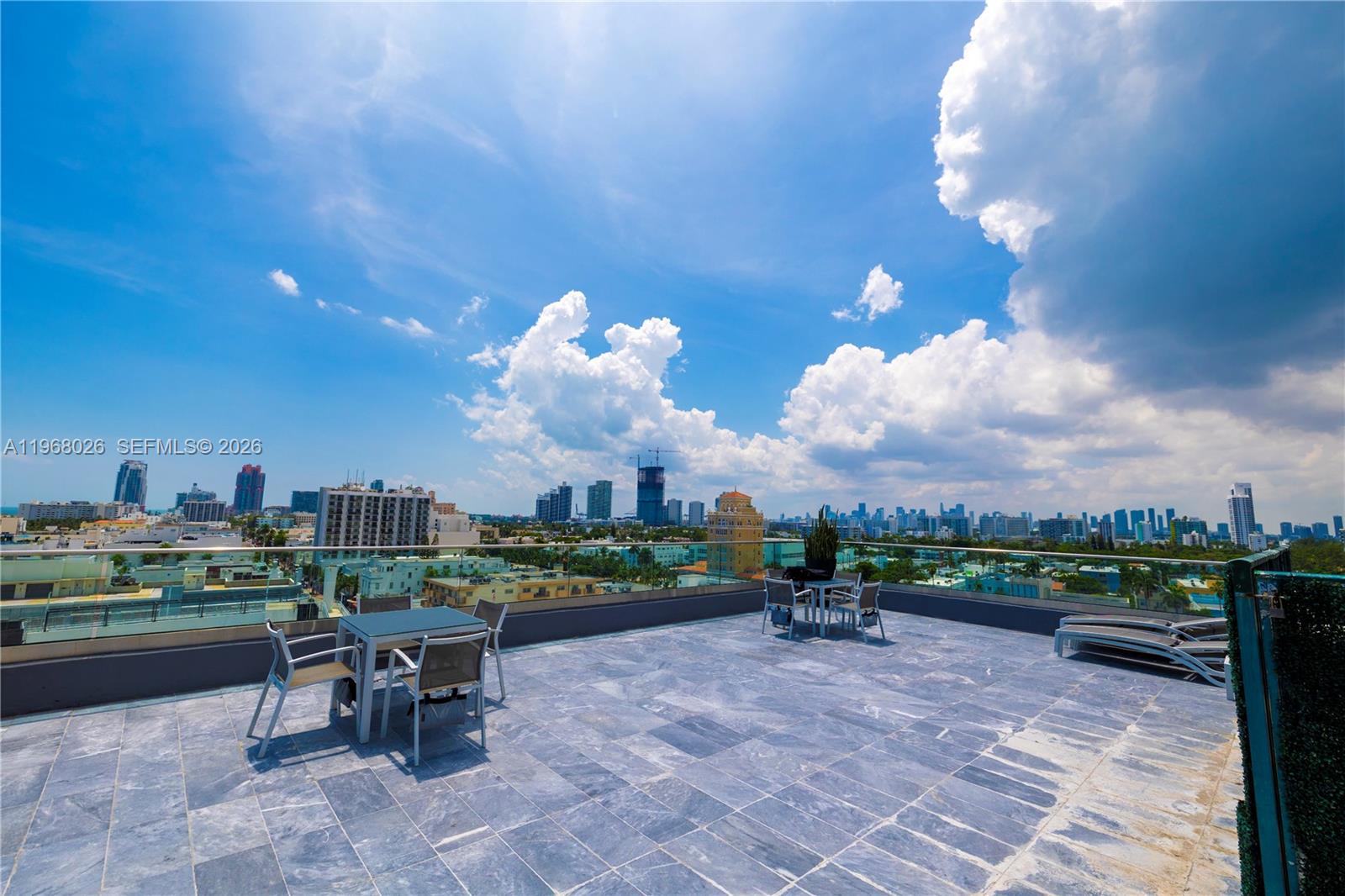 ISLANDER CONDO APTS - Residential