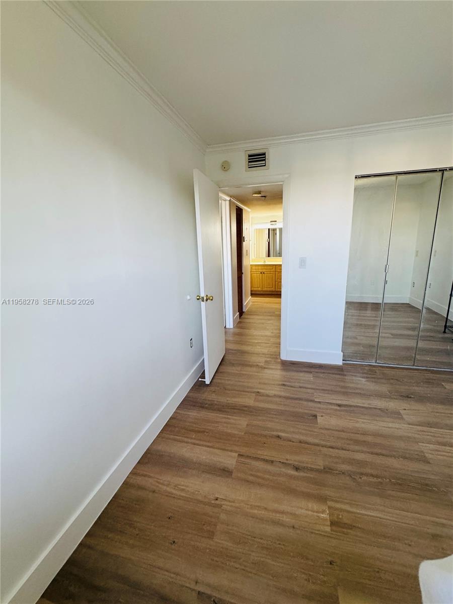 GARDEN LAKE TOWERS CONDO - Residential Lease