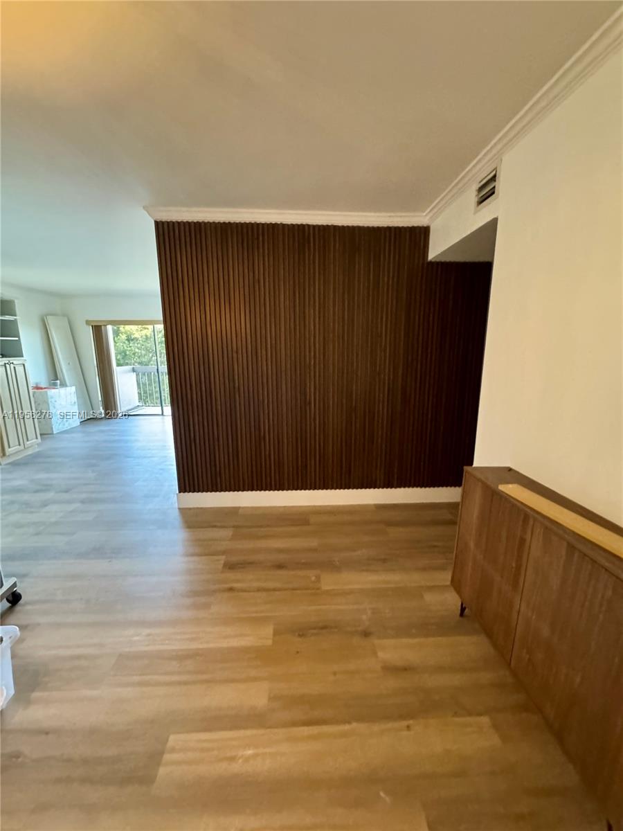 GARDEN LAKE TOWERS CONDO - Residential Lease