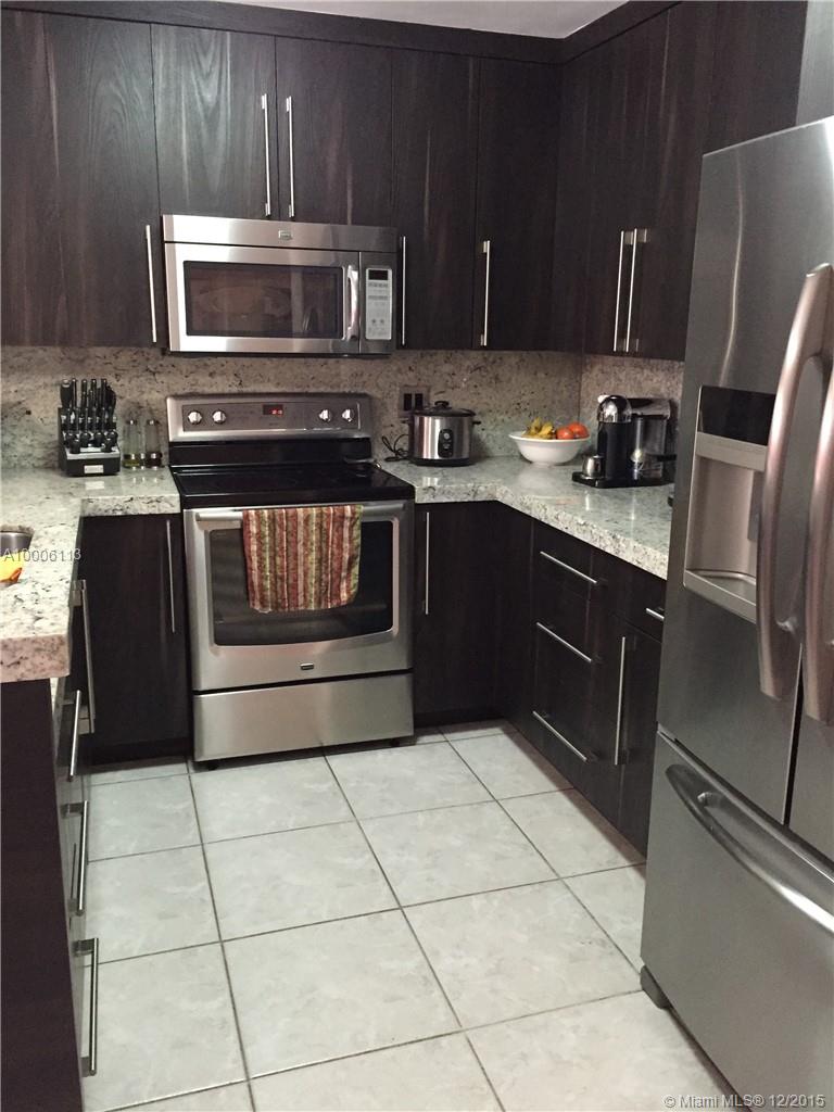 Bristol Pointe - Residential