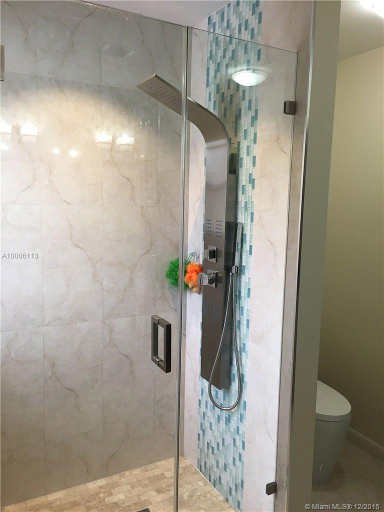 Bristol Pointe - Residential